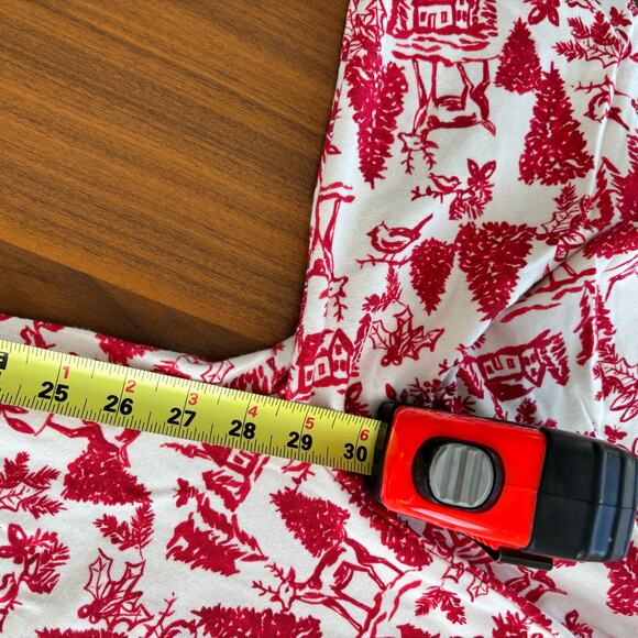 Burt's Bee Family Christmas PJ Set 2 Piece Set Red White Women's Size Medium - Picture 4 of 11